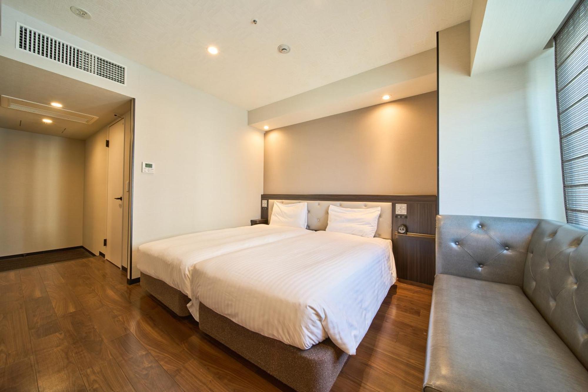 Via Inn Umeda Osaka Eksteriør billede