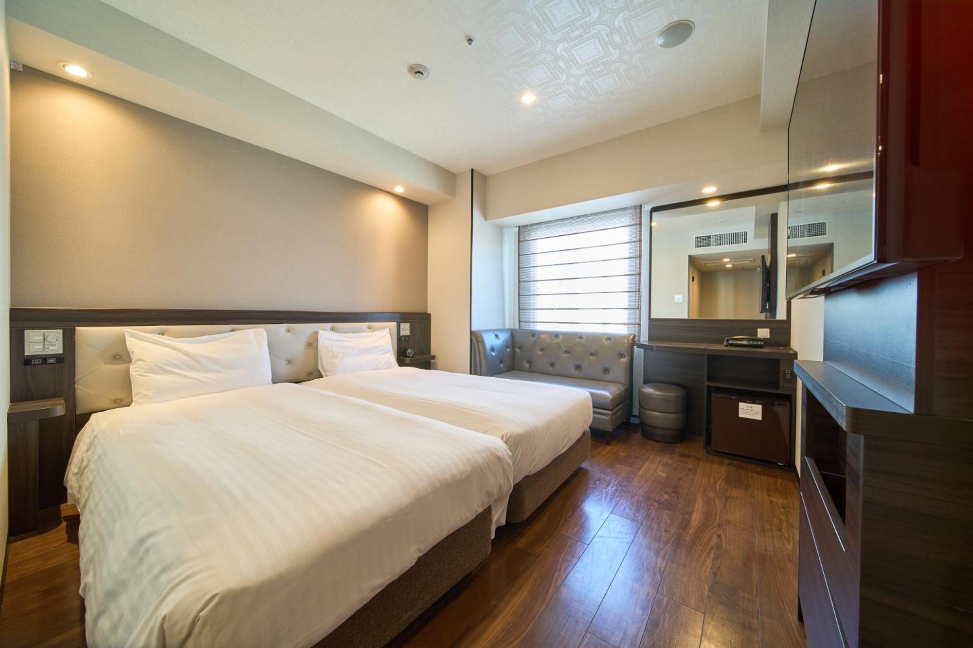 Via Inn Umeda Osaka Eksteriør billede