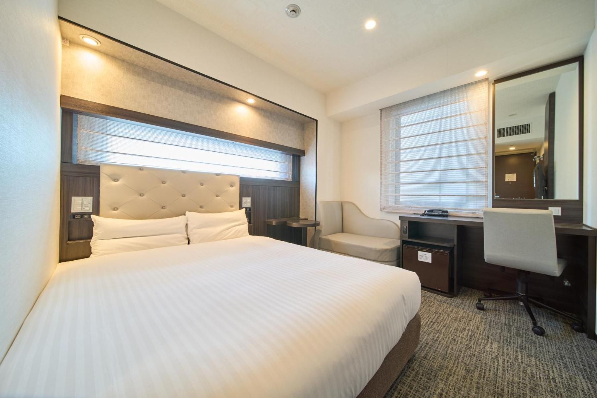 Via Inn Umeda Osaka Eksteriør billede